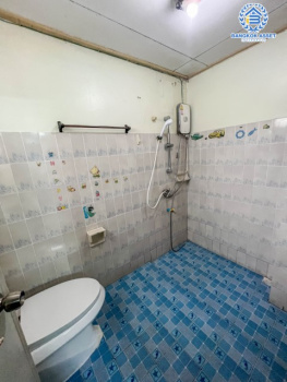 *****บ้านแฝดมือสองย่านปทุมธานี ม.พหลโยธิน64 พหลโยธิน เนื้อที่กว้างขวางถึง 40 ตร.ว. ฟังก์ชัน 3 ห้องนอน 2 ห้องน้ำ 2 ที่จอดรถ บรรยากาศเงียบสงบ ปลอดภัย ถนนซอยกว้าง บนทำเลเยี่ยม เพียง 15 นาทีก็ถึงรถไฟฟ้าสายสีเขียว "สถานีคูคต" ใกล้เซียร์รังสิต